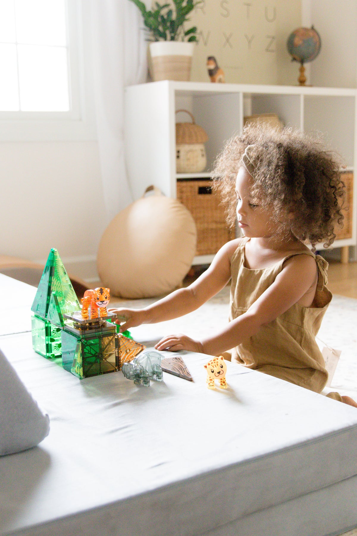 Klocki magnetyczne Jungle Animals 25 el. Magna-Tiles BEBE Concept 