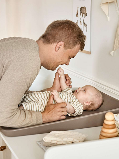 Piankowy przewijak Matty Leander BEBE Concept 