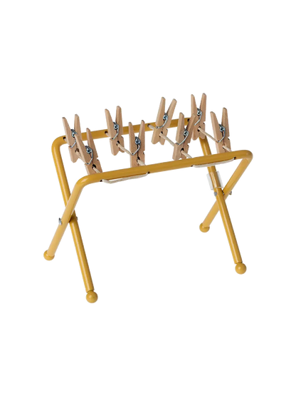 metalowa mini suszarka na pranie z drewnianymi przypinkami Maileg BEBE Concept 