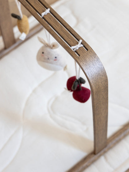 Stojak Baby Gym Activity Stand Kas Kopenhagen BEBE Concept 