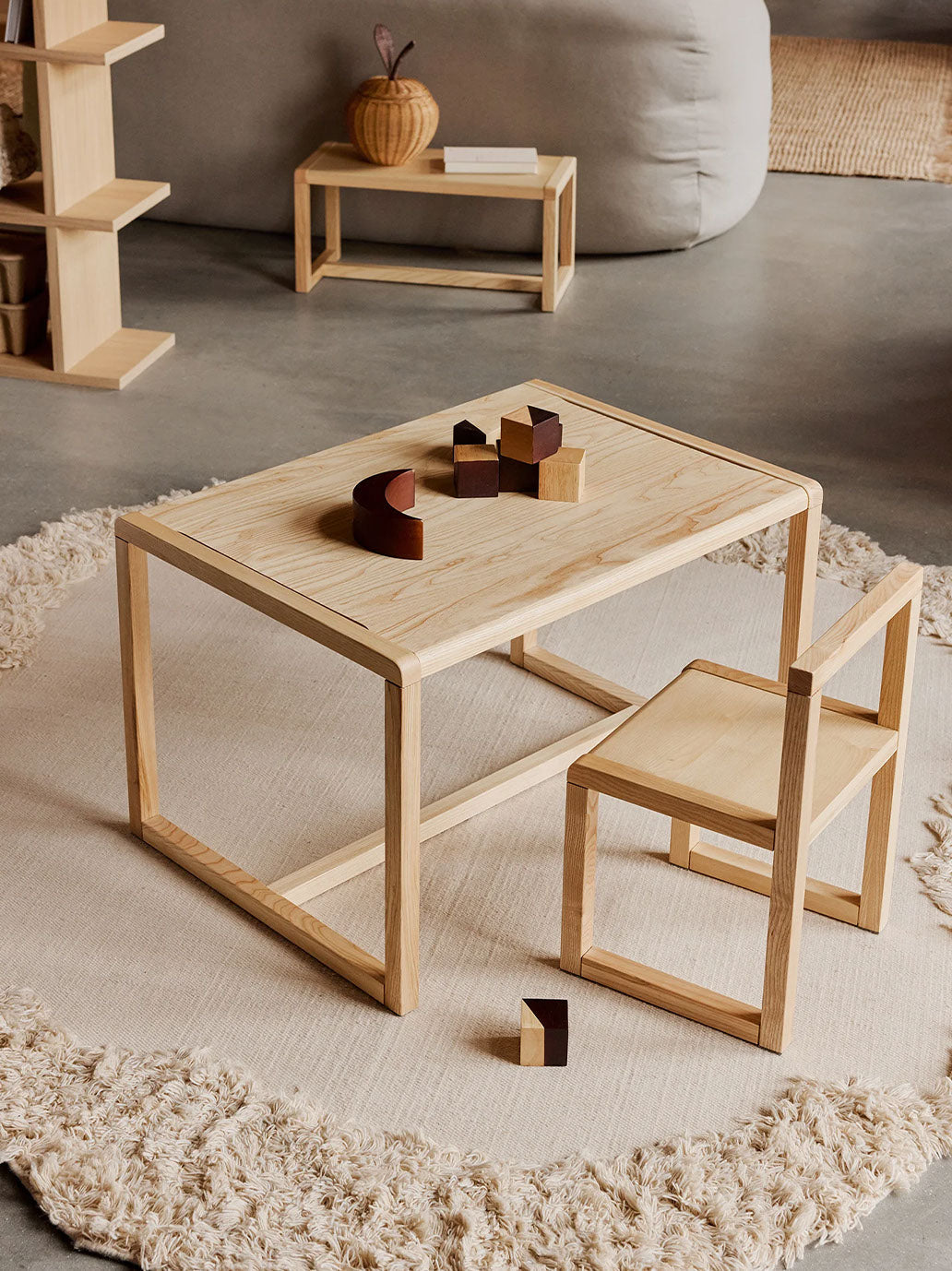 Drewniane krzesełko Little Architect Ferm Living BEBE Concept 