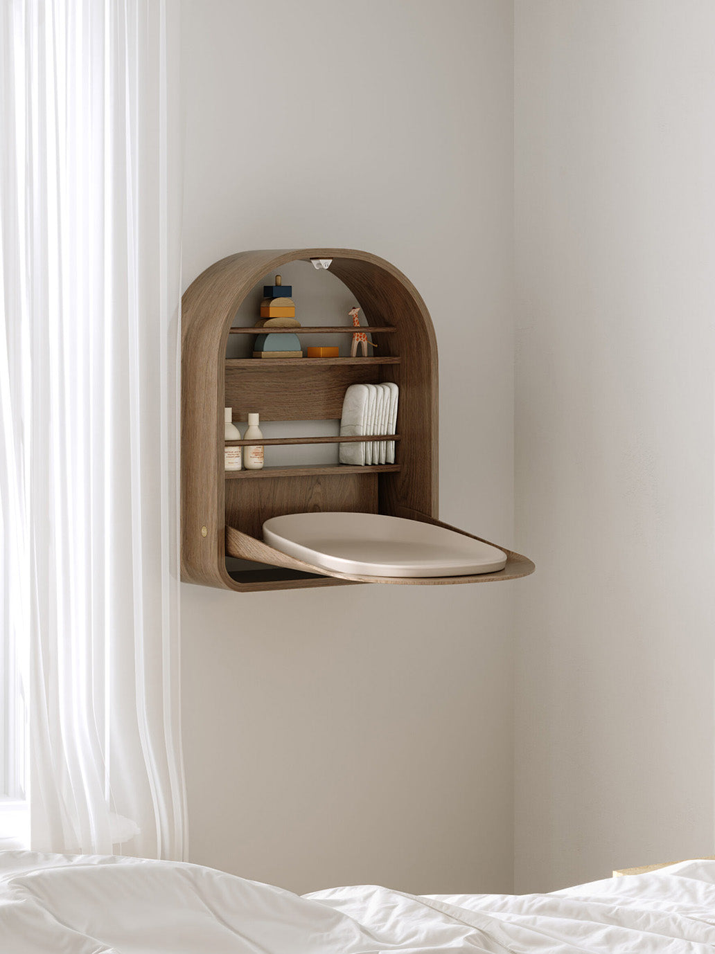 Składany stół do przewijania Kai Wall Changing Table Kas Kopenhagen BEBE Concept 