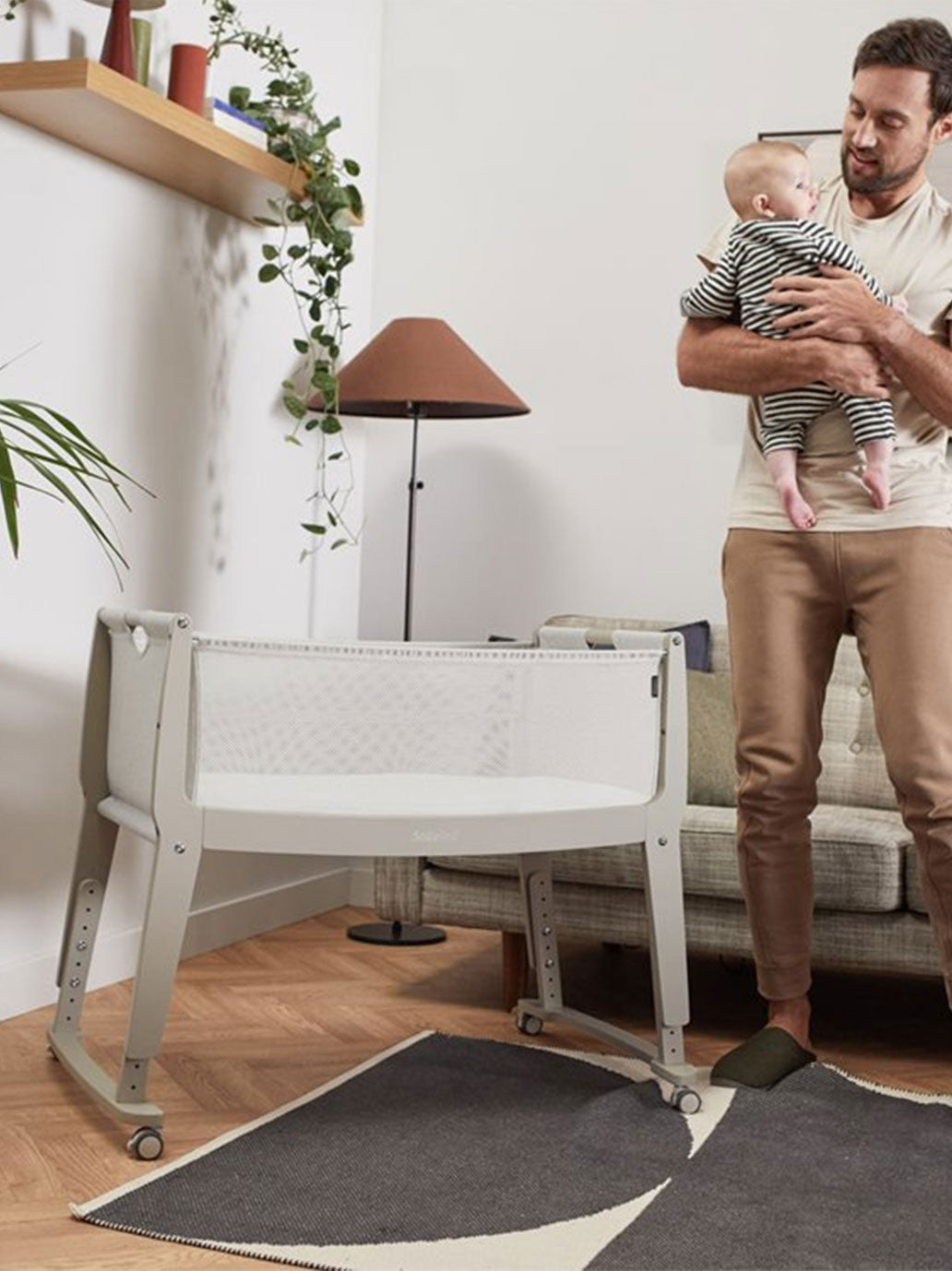 Łóżeczko dostawne na kółkach SnuzPod Studio Snüz BEBE Concept 