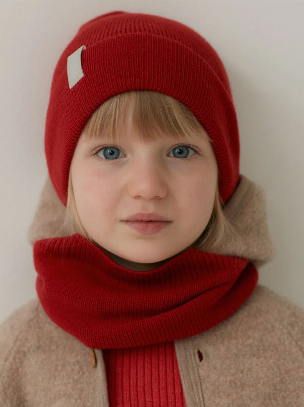 Cienki komin z wełny merino Fine Loop Scarf Mille Family BEBE Concept 