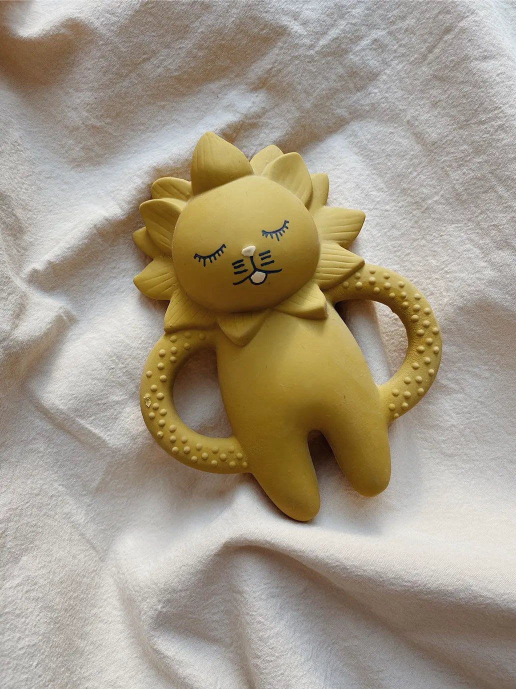 gryzak z naturalnego kauczuku Konges Slojd BEBE Concept 