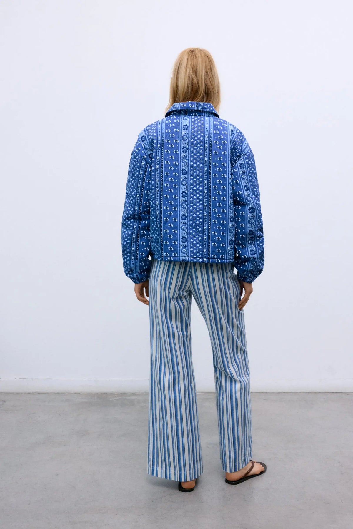 Mare Woman Jacket Mare Print The New Society BEBE Concept 