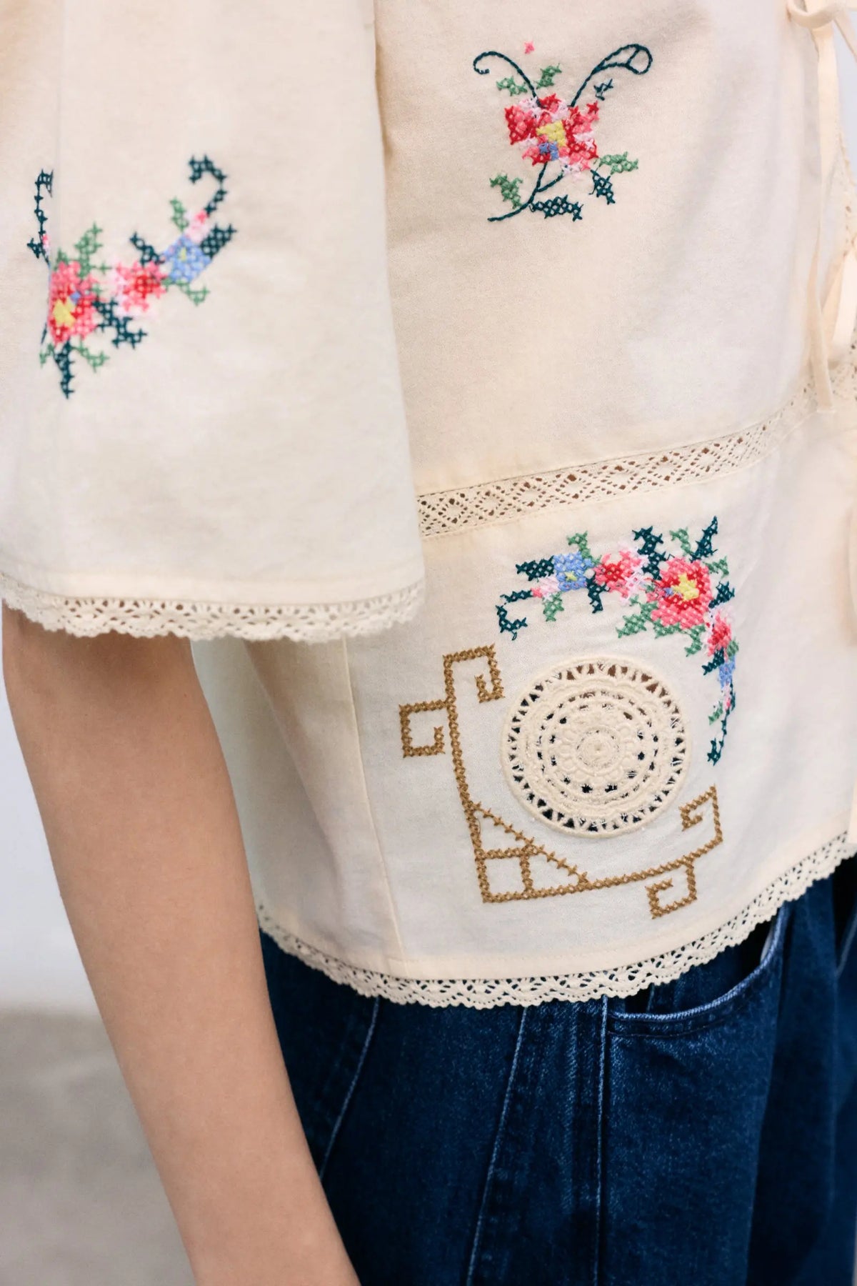 Narcise Woman Blouse Ecru The New Society BEBE Concept 