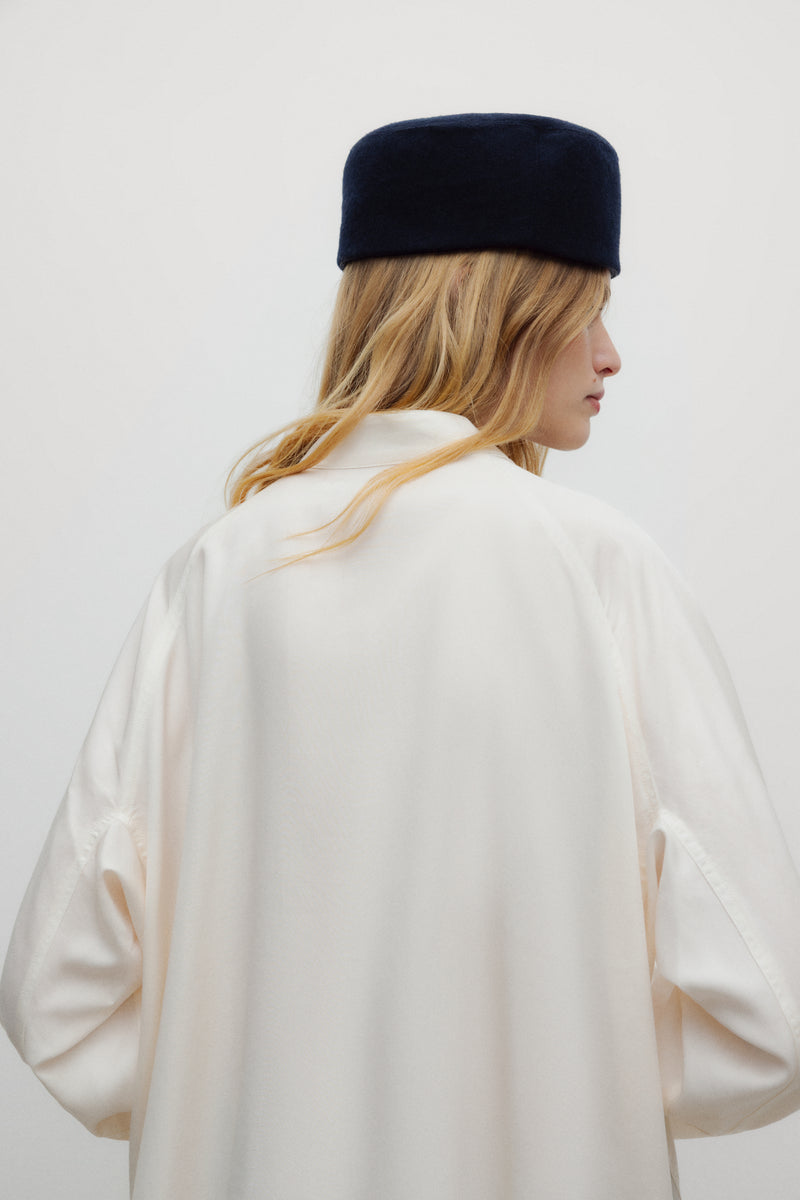 Chemise River Woman