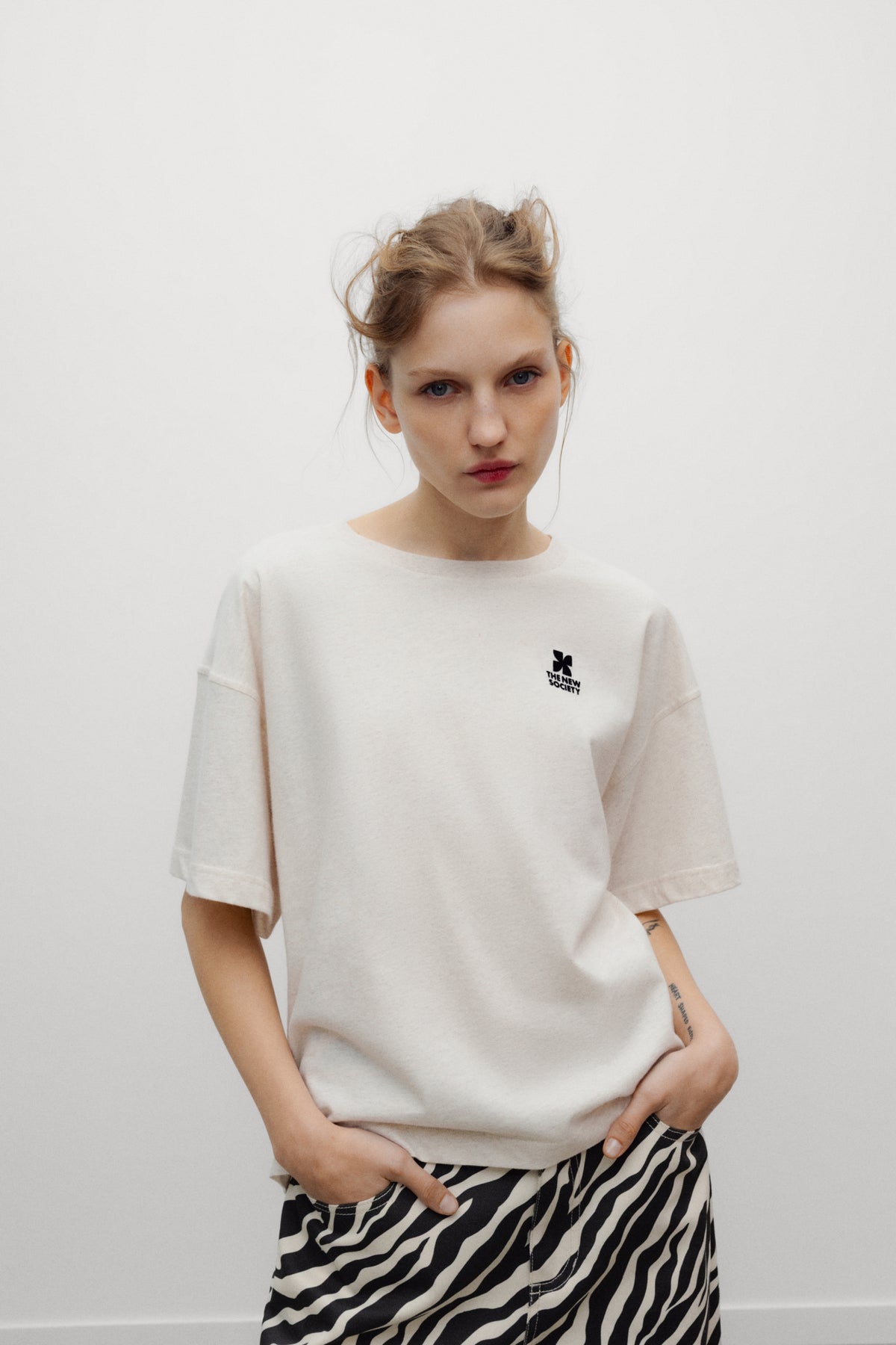 TNS Logo Woman T-Shirt Whisper White Melange